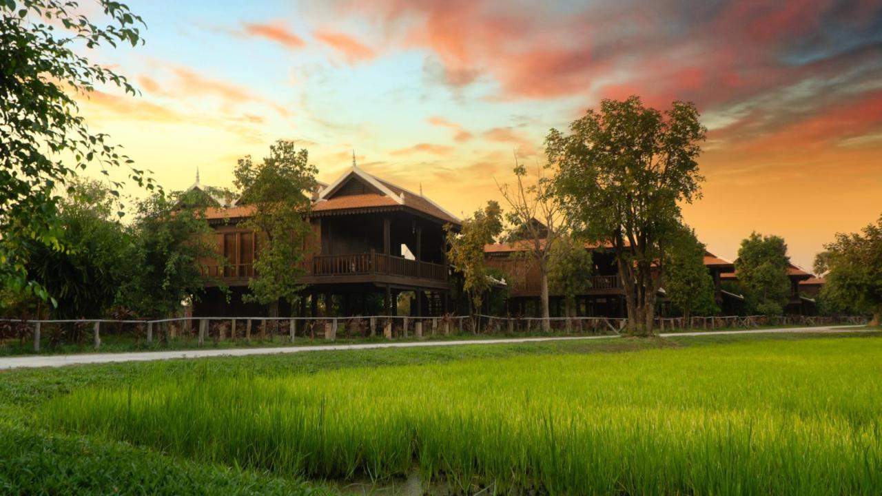 ホテル Mane Hariharalaya シェムリアップ エクステリア 写真